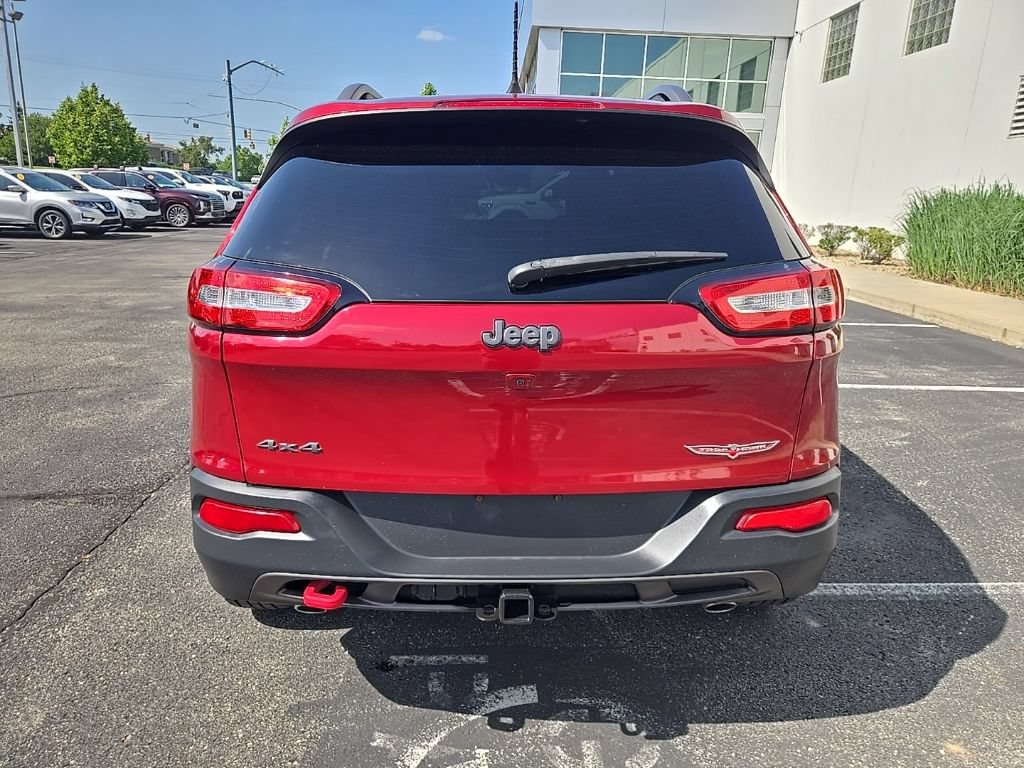 Used 2017 Jeep Cherokee Trailhawk w/ Comfort/Convenience Group AWD/4WD image 7