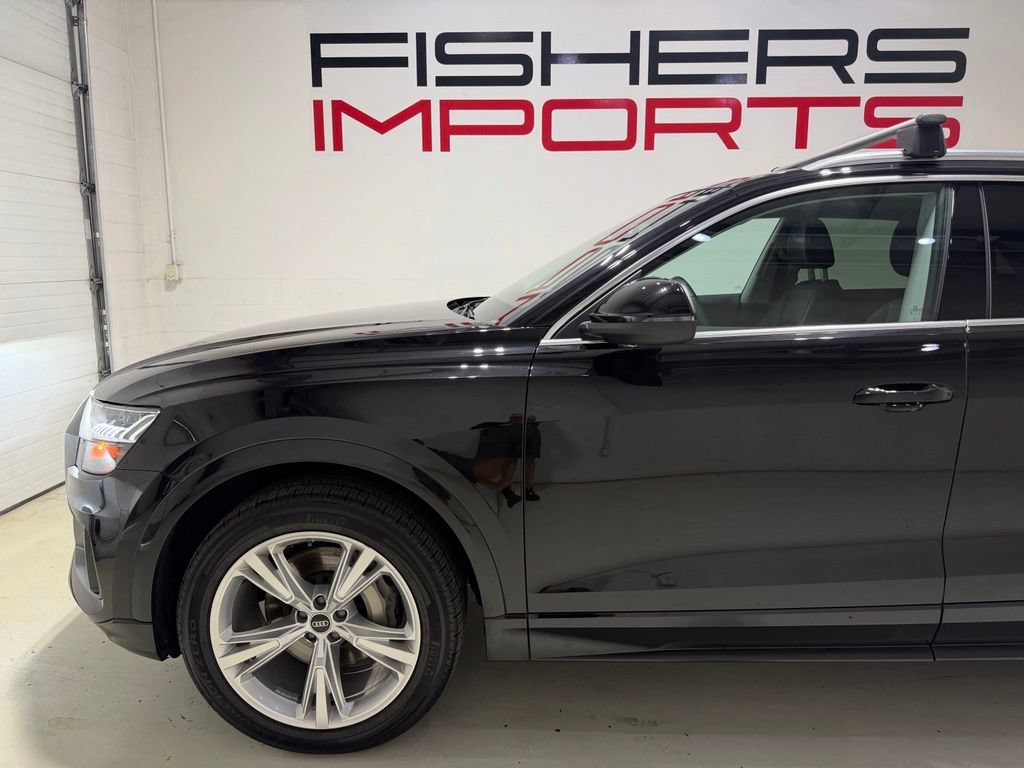 Used 2023 Audi Q8 Premium AWD/4WD image 5