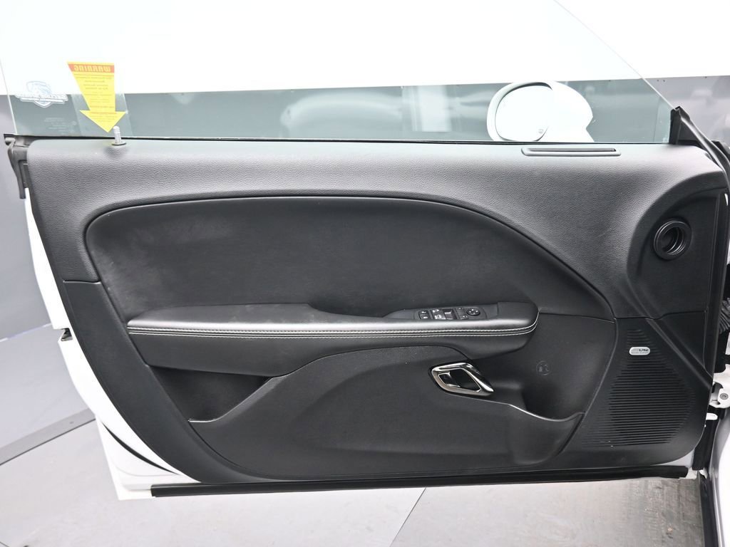 Used 2019 Dodge Challenger SRT Hellcat Redeye image 9