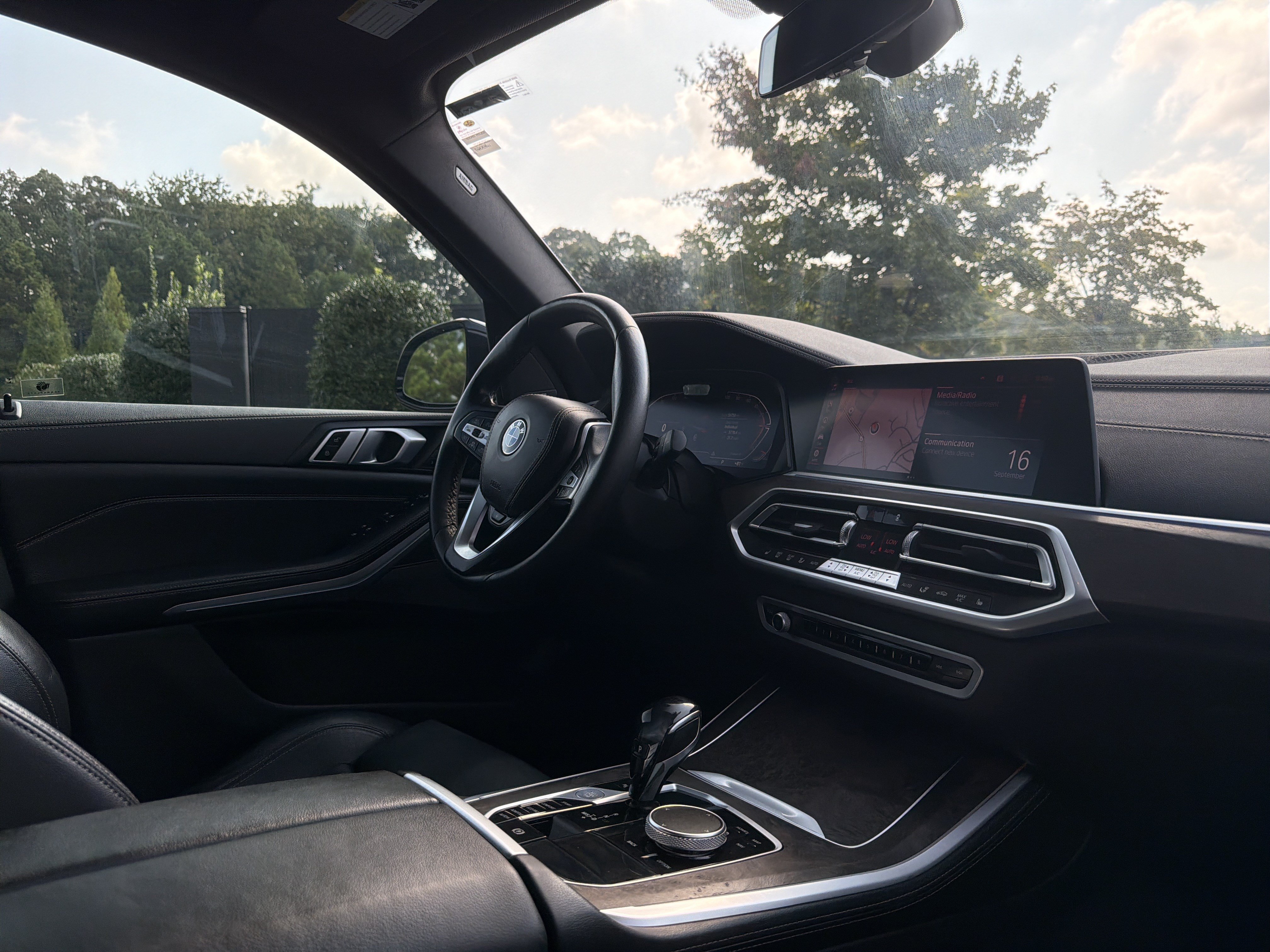 Used 2021 BMW X5 sDrive40i w/ Premium Package RWD image 6