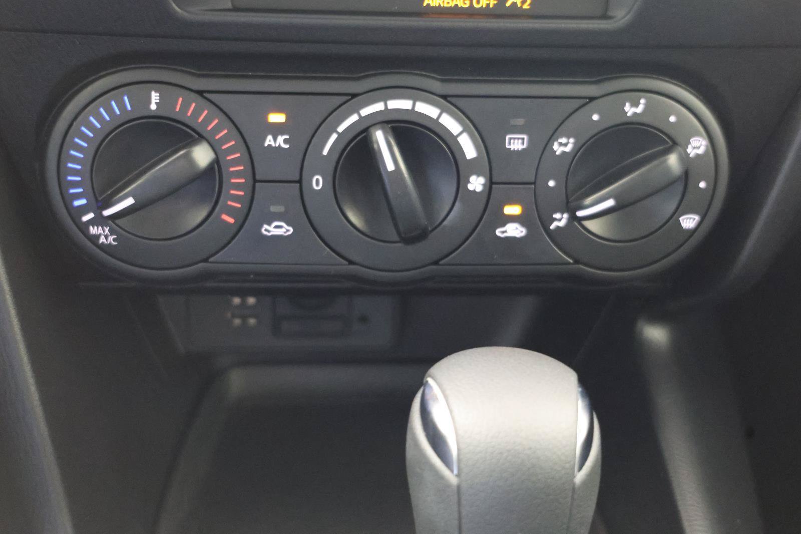 Used 2017 MAZDA MAZDA3 Sport FWD image 18