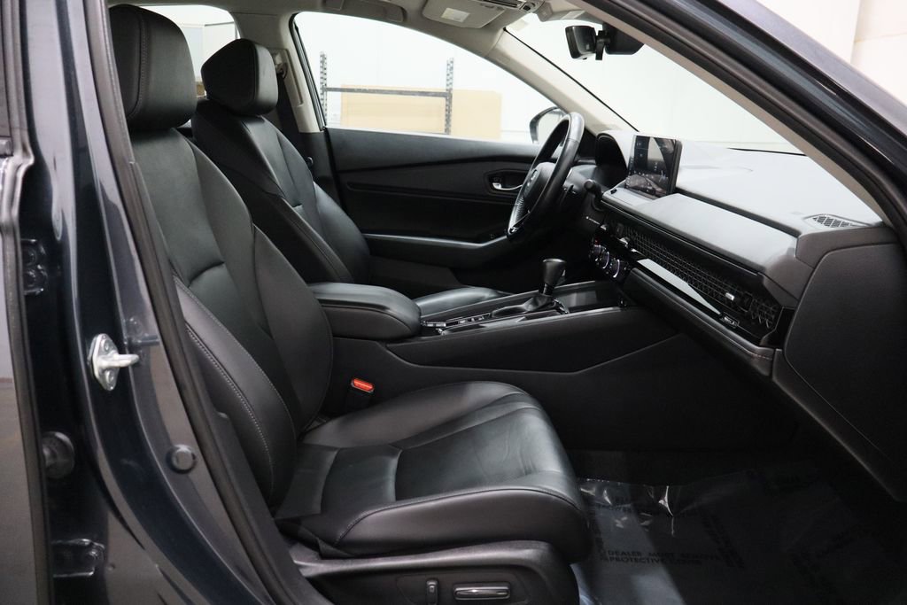 Used 2023 Honda Accord EX-L image 17