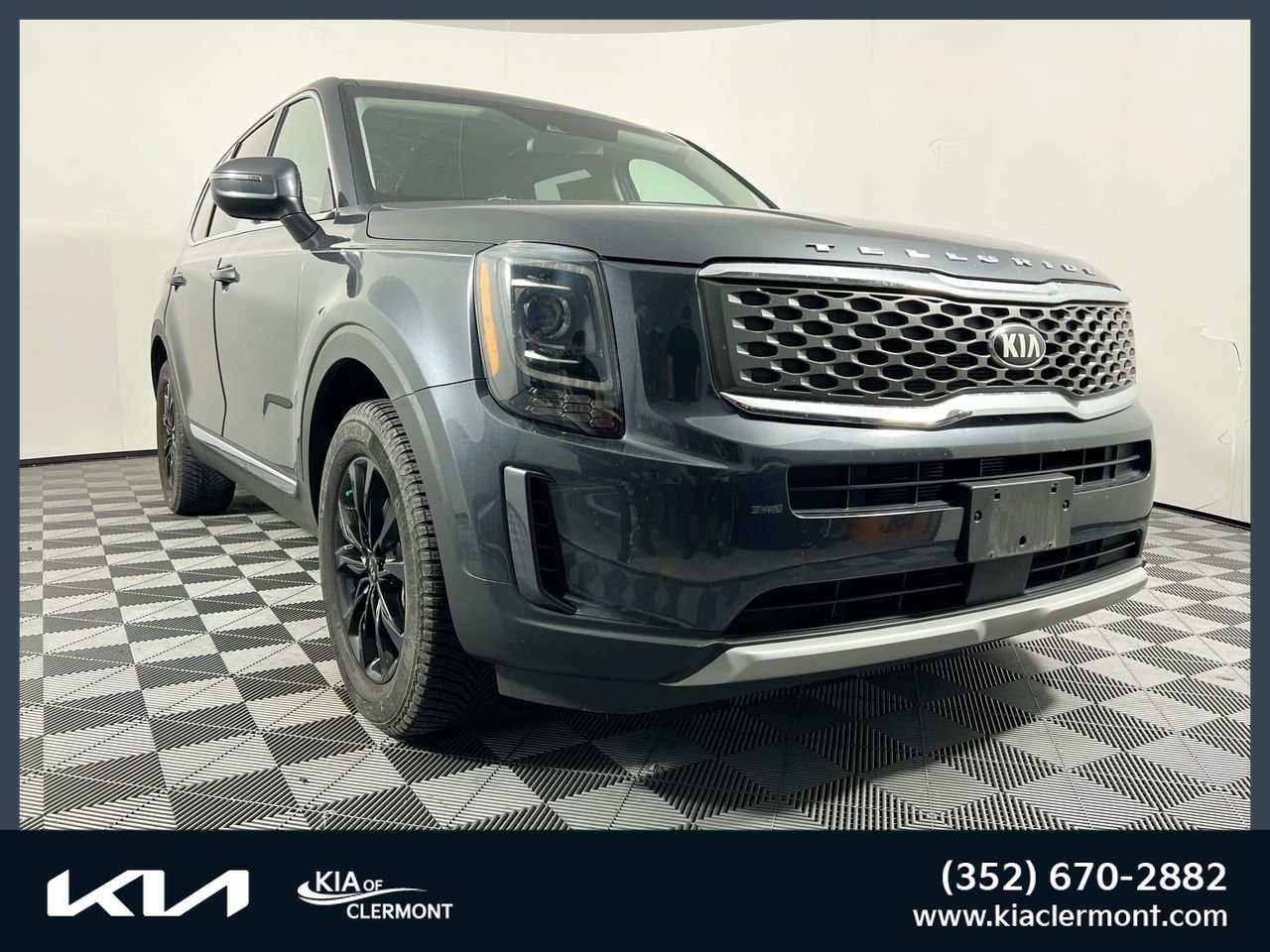 Used 2020 Kia Telluride LX FWD image 1