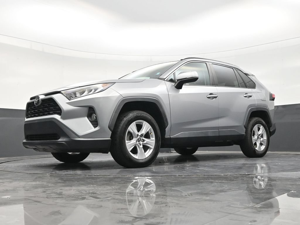 Used 2021 Toyota RAV4 XLE FWD image 20
