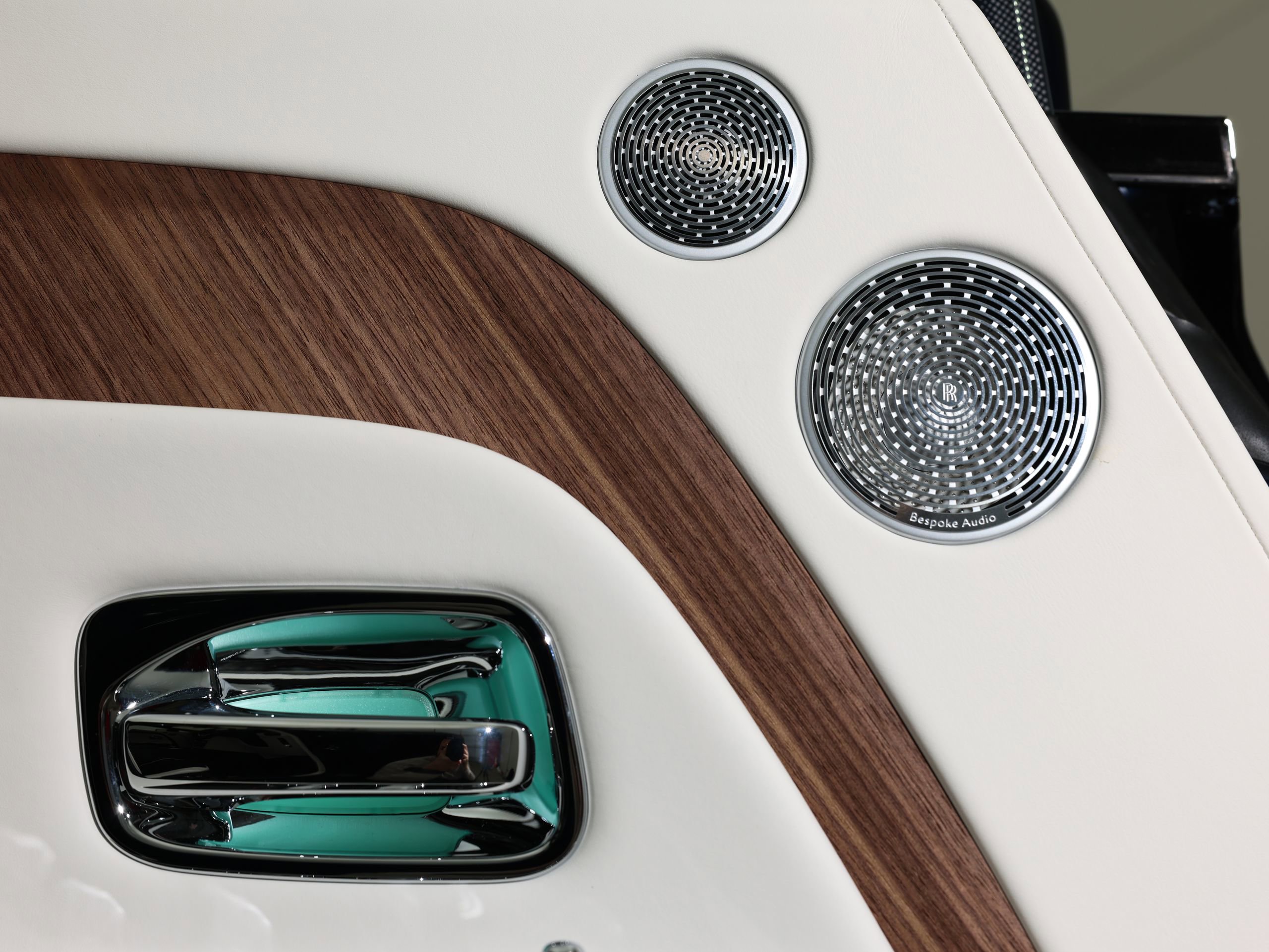 New 2026 Rolls-Royce Spectre Base image 43