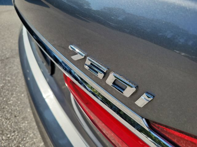 Used 2016 BMW 750i xDrive AWD/4WD image 7