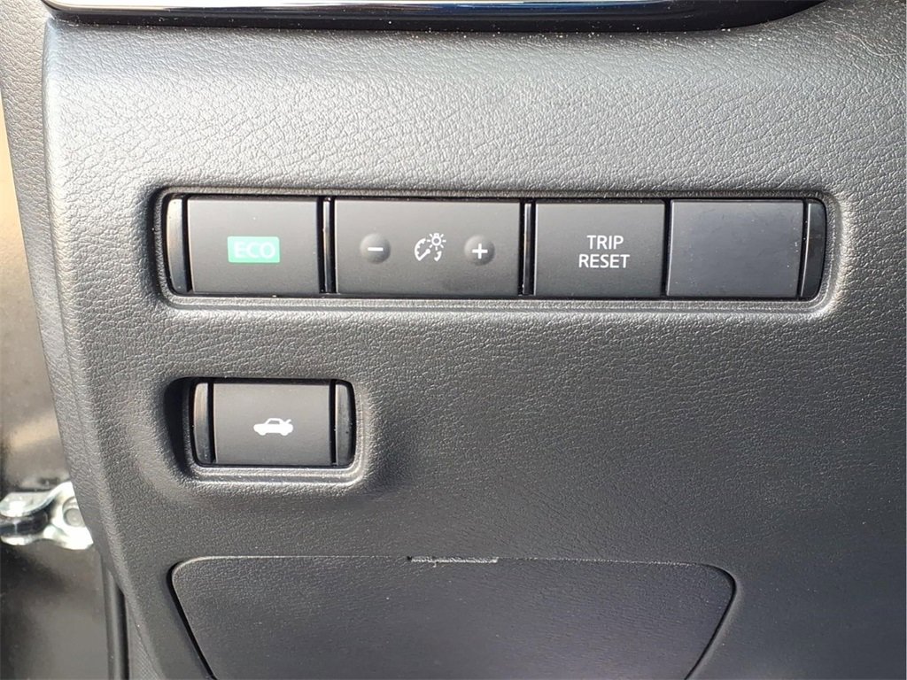 Used 2024 Nissan Sentra SV image 12