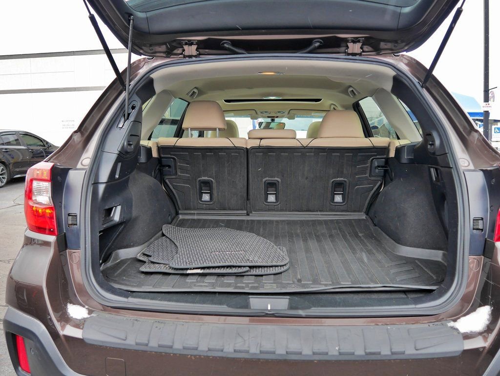 Used 2019 Subaru Outback 2.5i Limited w/ Popular Package #2 image 17