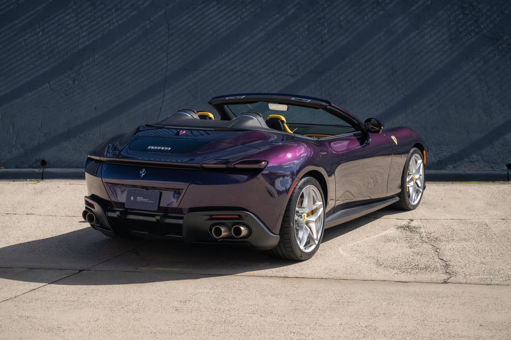 Used 2024 Ferrari Roma Spider image 8