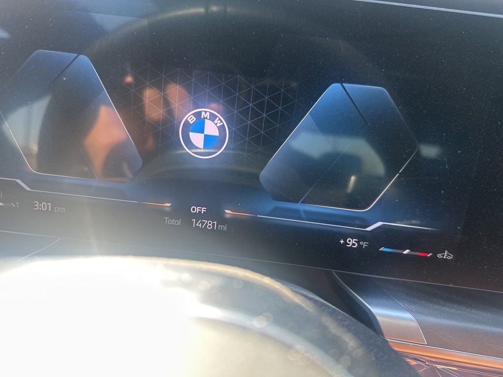 Certified 2023 BMW 740i image 6