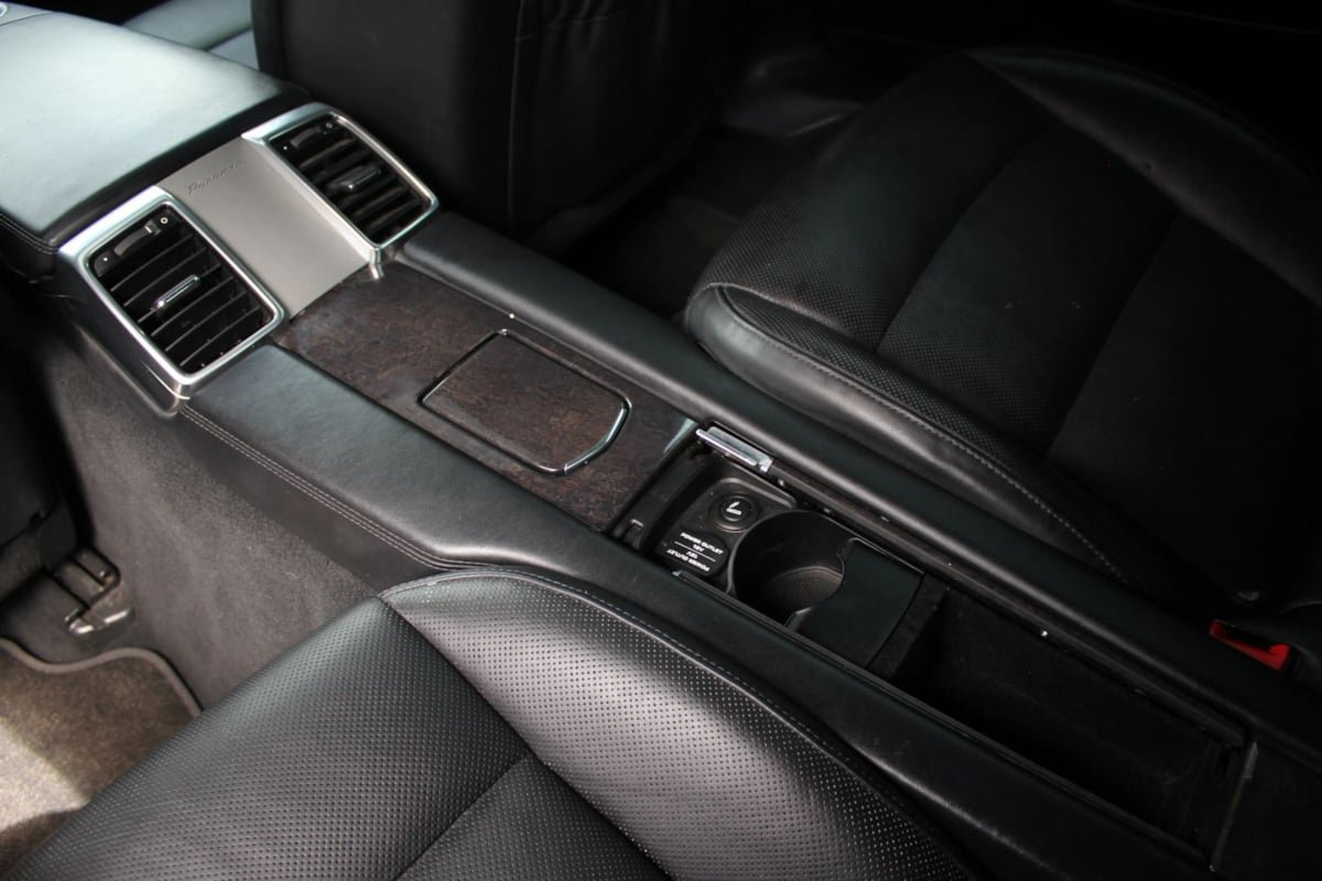 Used 2013 Porsche Panamera GTS AWD/4WD image 36