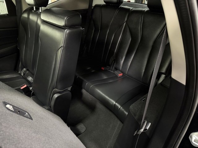 Used 2022 Acura MDX SH-AWD w/ Technology Package image 12