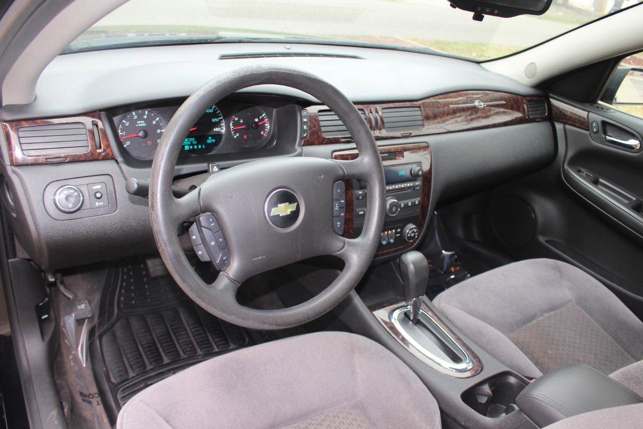 Used 2016 Chevrolet Impala LT image 17