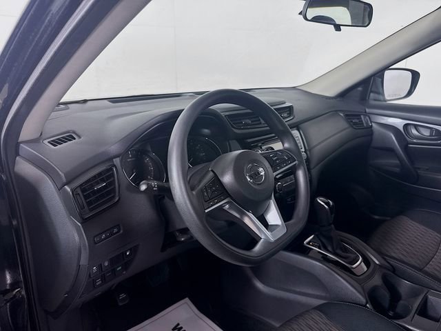 Used 2019 Nissan Rogue S image 10