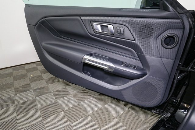 Used 2025 Ford Mustang GT Premium image 37