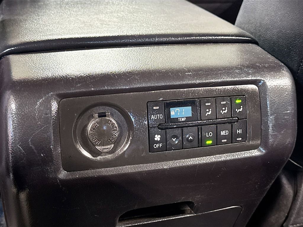 Used 2019 Toyota Sequoia TRD Sport w/ TRD Sport Premium Package image 21