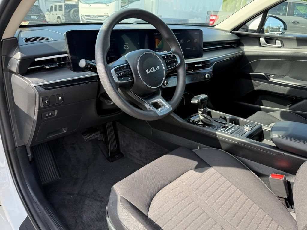 Used 2025 Kia K5 LXS FWD image 22