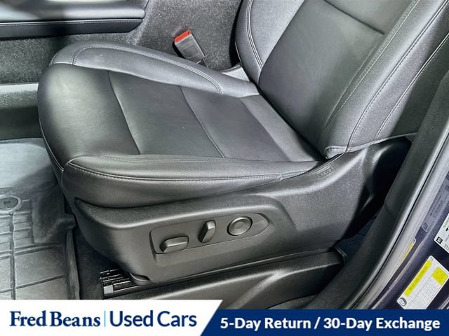 Used 2023 Chevrolet Suburban LT w/ LT Signature Plus Package AWD/4WD image 27