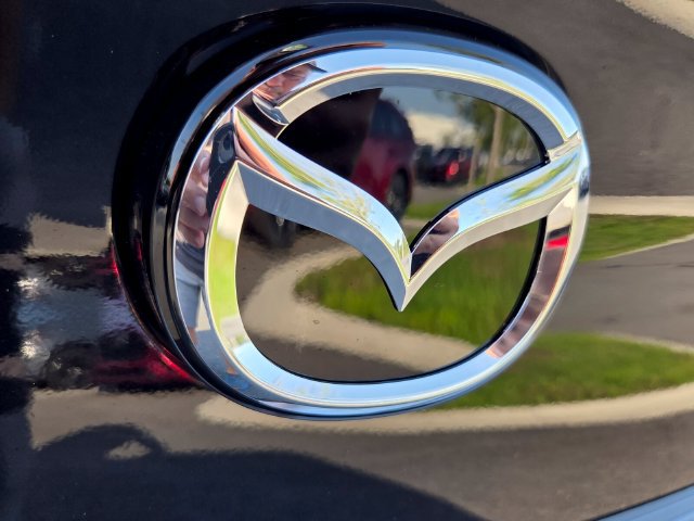 New 2026 MAZDA MAZDA3 2.5 S Sedan w/ Preferred Pkg FWD image 10