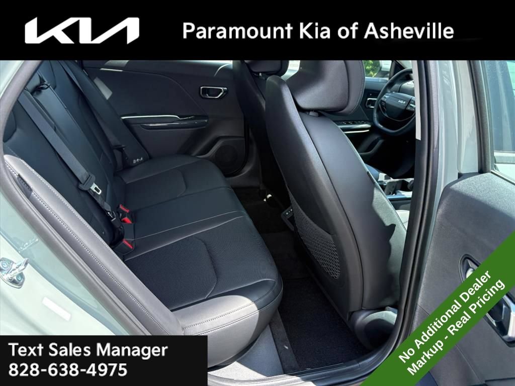New 2026 Kia K4 EX FWD image 22