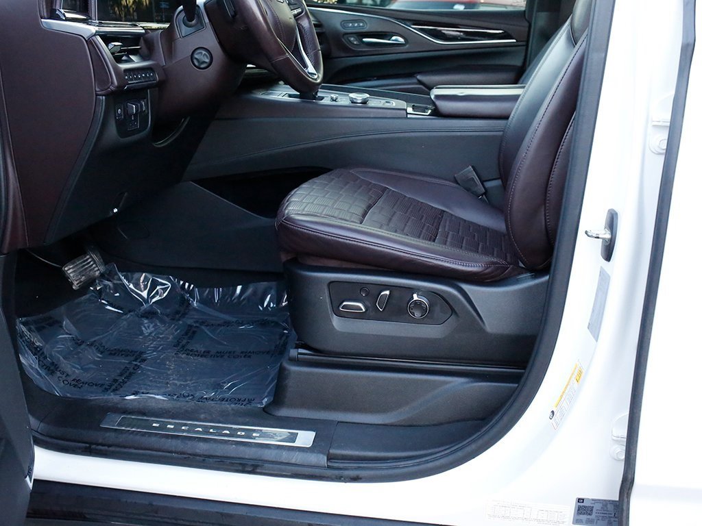 Used 2021 Cadillac Escalade Premium Luxury Platinum image 31