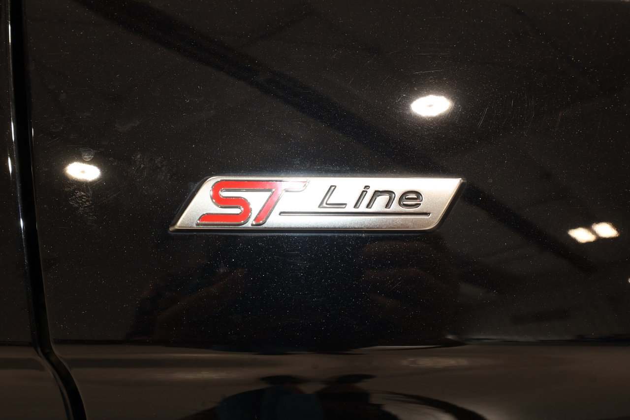 Used 2024 Ford Edge ST-Line AWD/4WD image 34