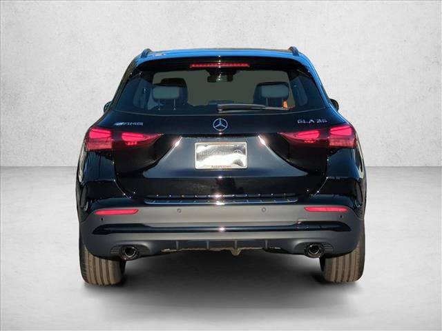 New 2026 Mercedes-Benz GLA 35 AMG 4MATIC image 8