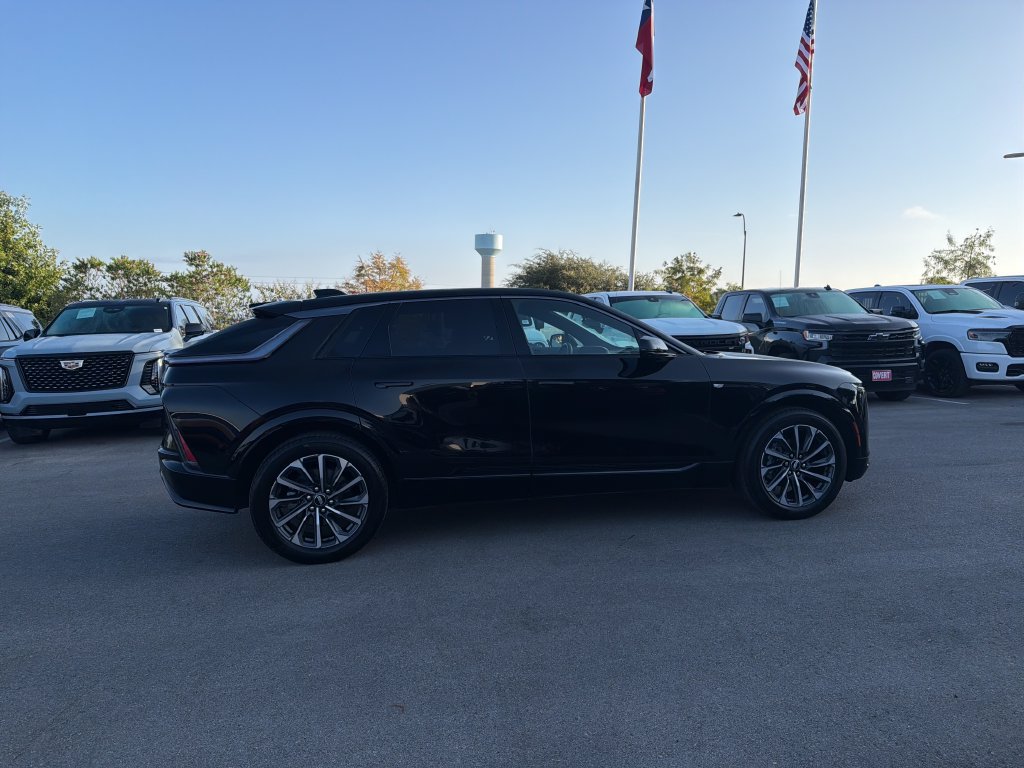Certified 2024 Cadillac Lyriq Sport AWD/4WD image 10