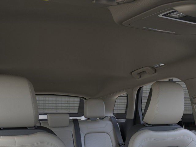 New 2025 Lincoln Corsair Reserve image 22