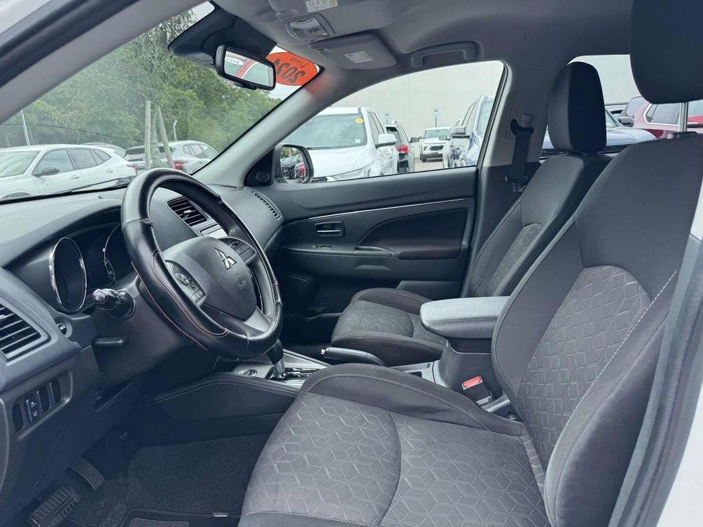 Used 2021 Mitsubishi Outlander Sport ES AWD/4WD image 18