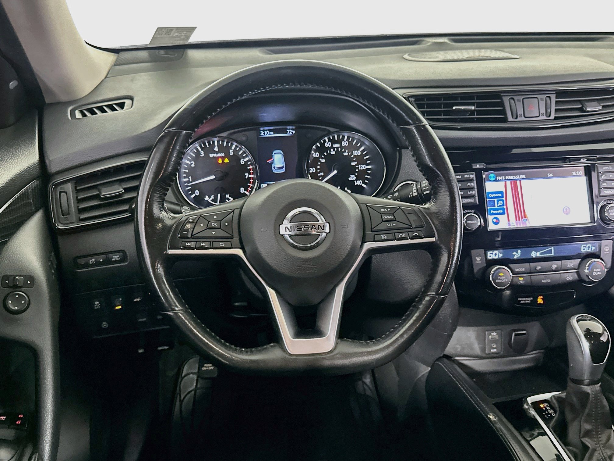 Used 2017 Nissan Rogue SL FWD image 18