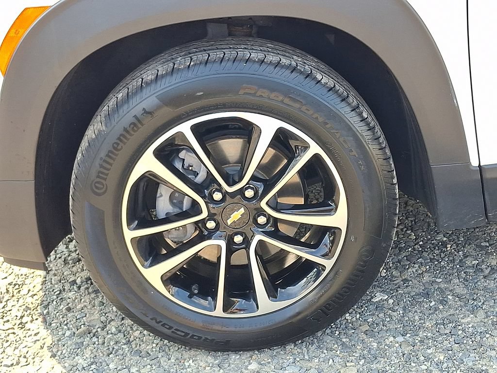 Certified 2024 Chevrolet TrailBlazer LT FWD image 32