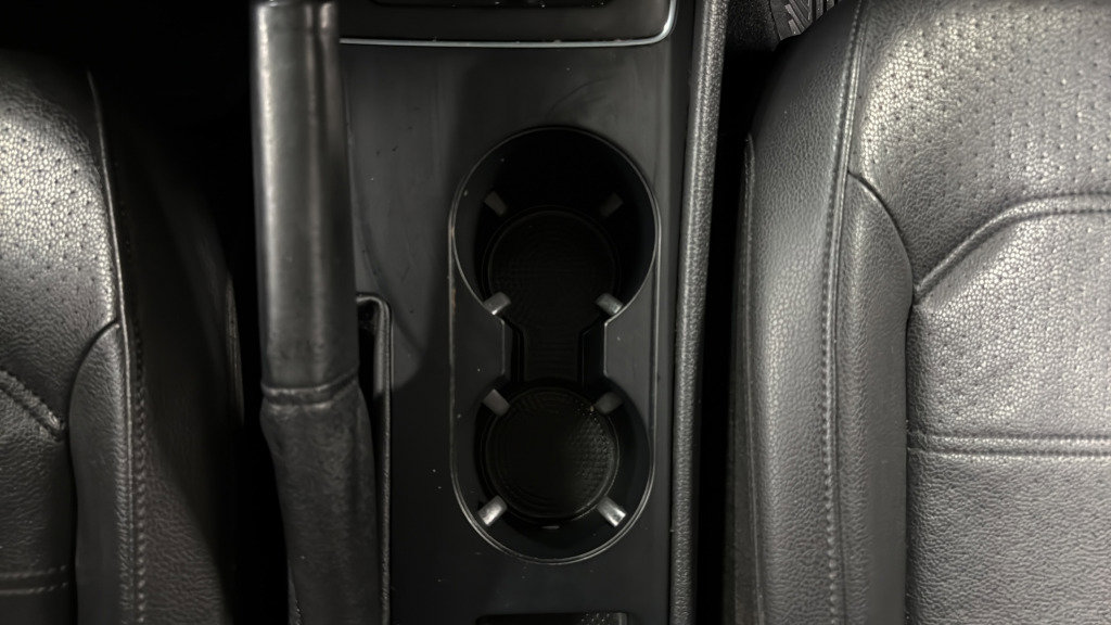 Used 2015 Volkswagen Passat 1.8T Wolfsburg Edition image 32