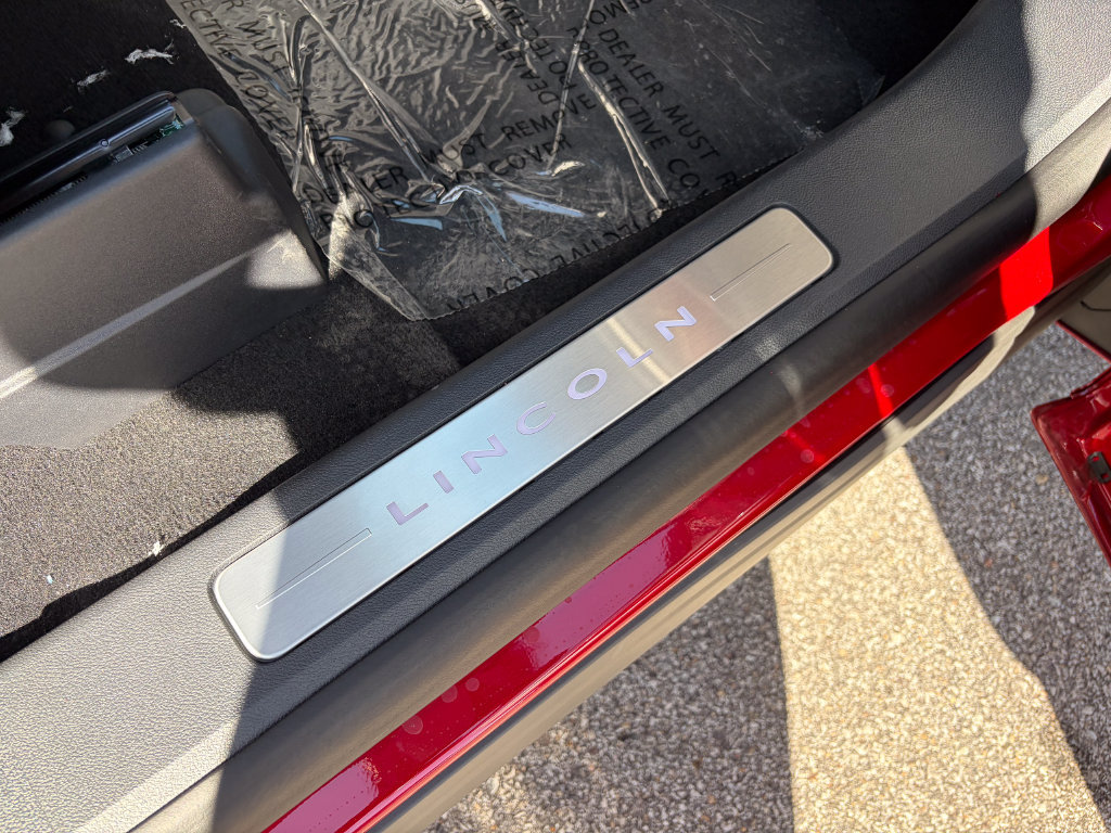 New 2026 Lincoln Aviator Reserve w/ Jet Appearance Package AWD/4WD image 36