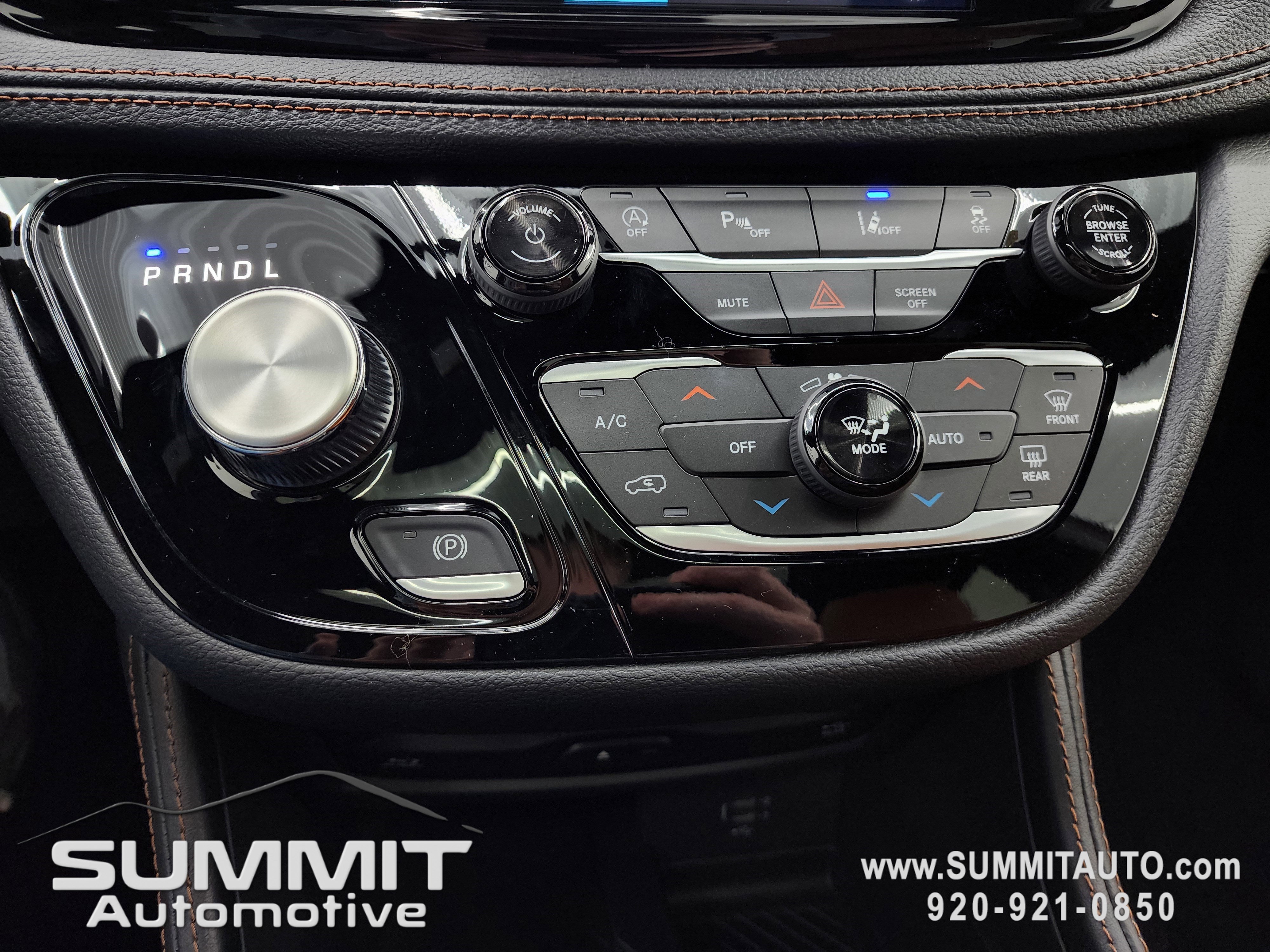 New 2026 Chrysler Pacifica Pinnacle w/ Trailer Tow Group image 48