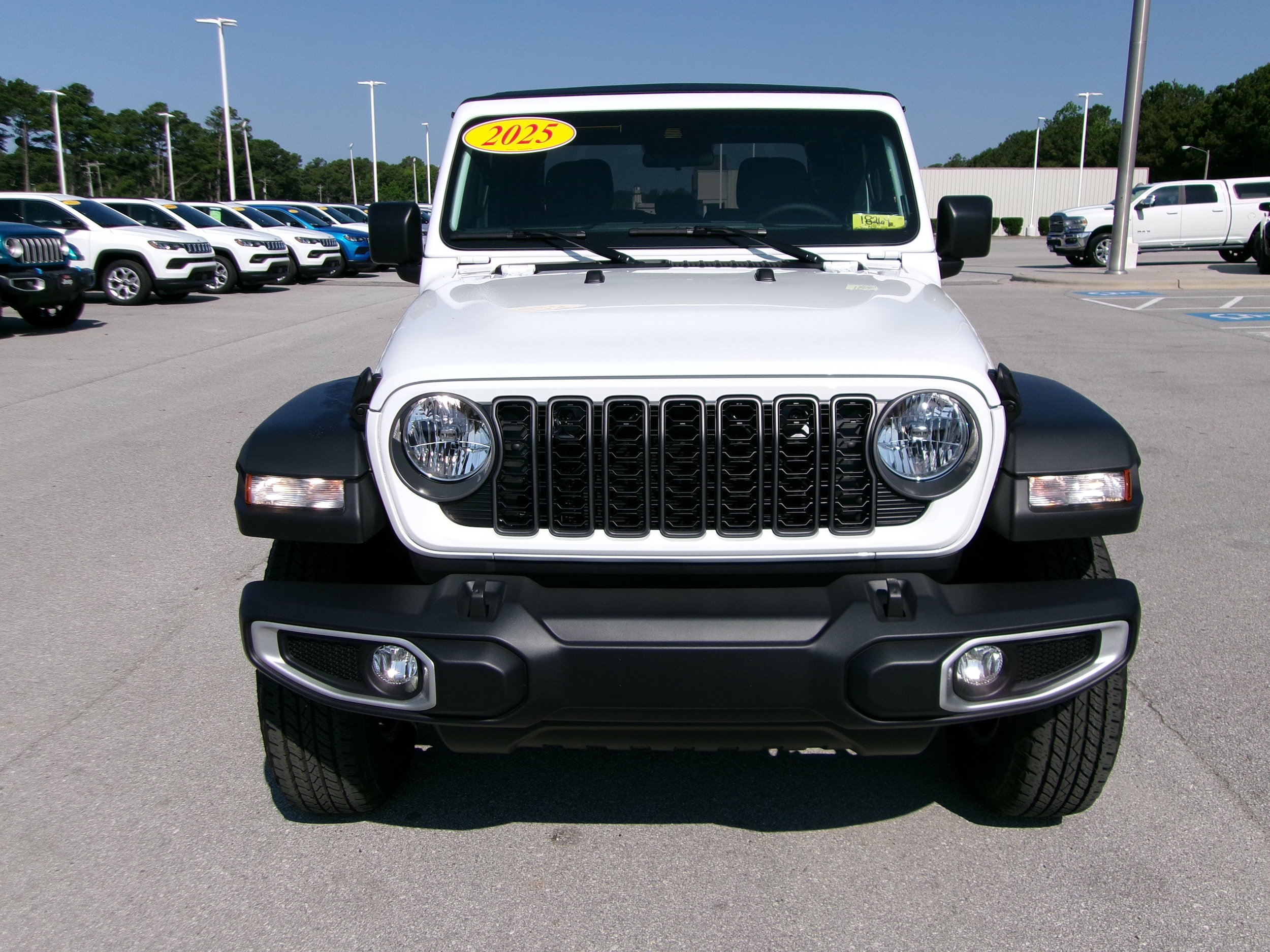 New 2025 Jeep Gladiator Sport AWD/4WD image 6