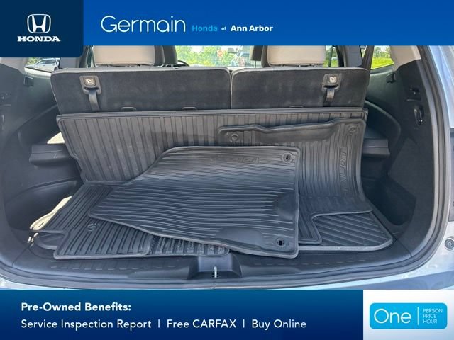 Used 2017 Honda Pilot Touring image 11