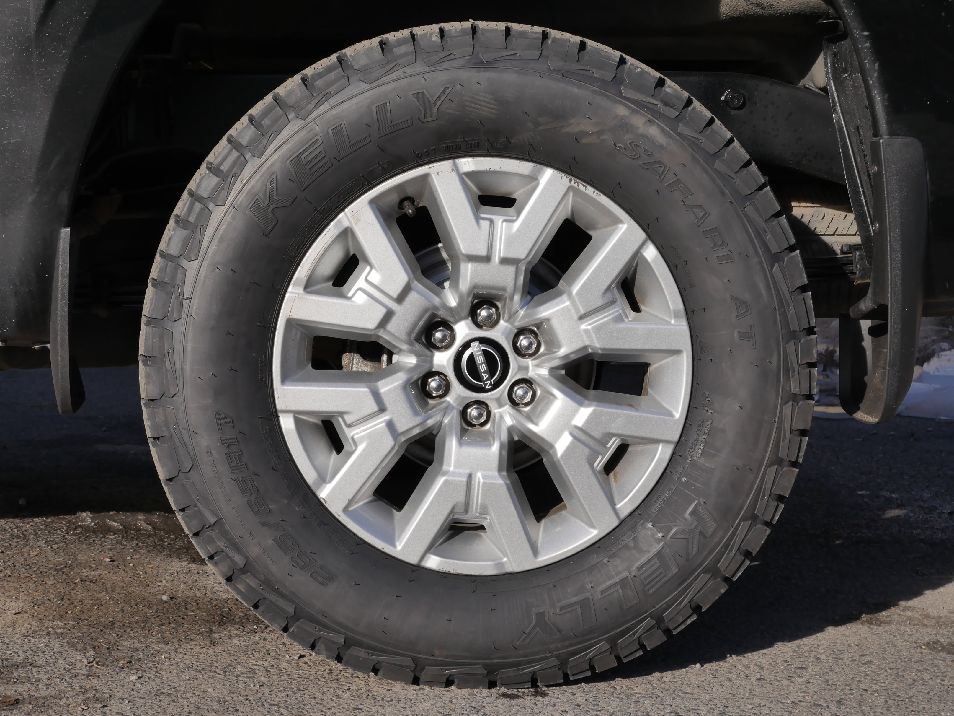 Certified 2022 Nissan Frontier SV w/ Technology Package image 14