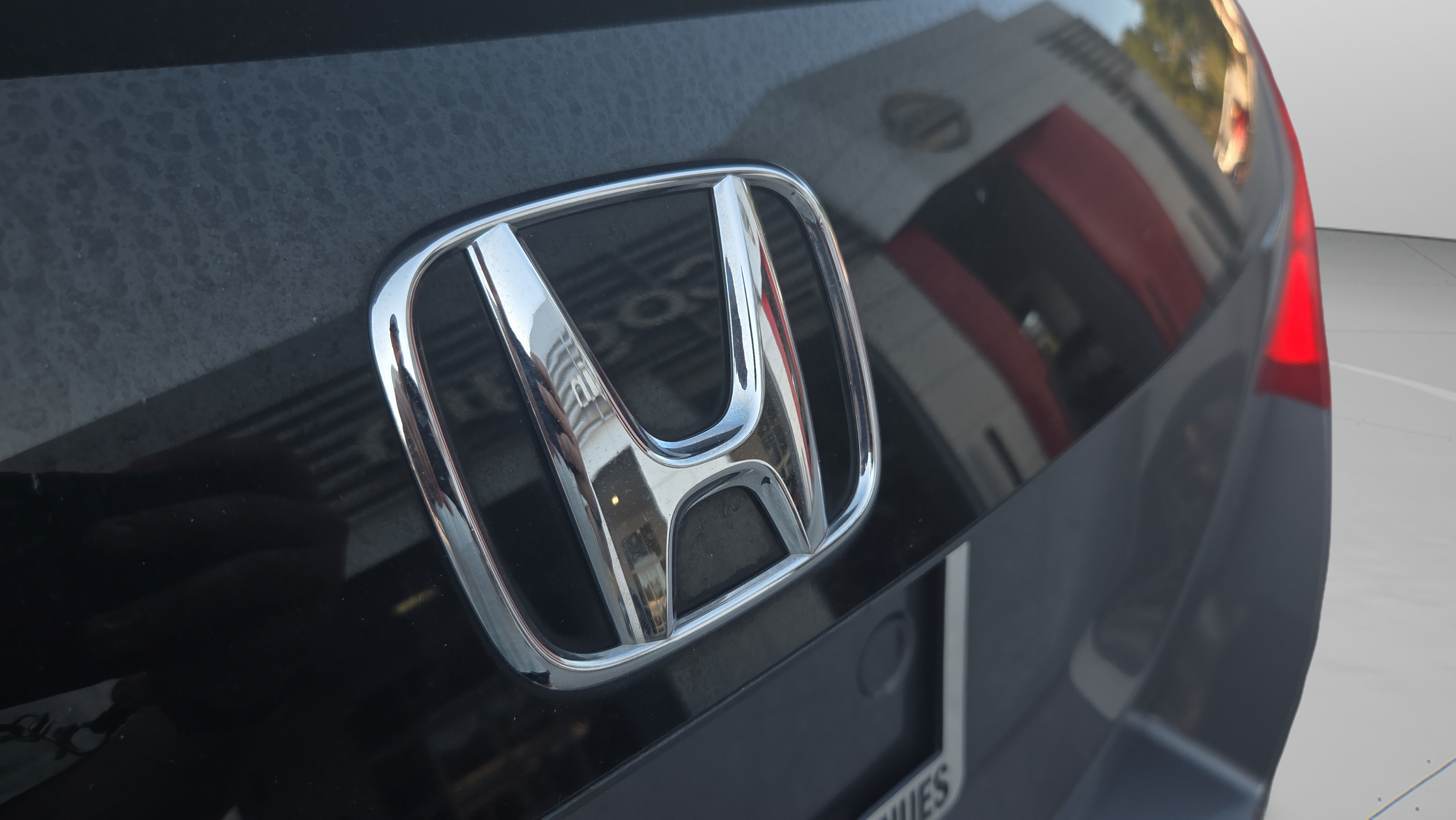 Used 2015 Honda Crosstour EX-L image 32