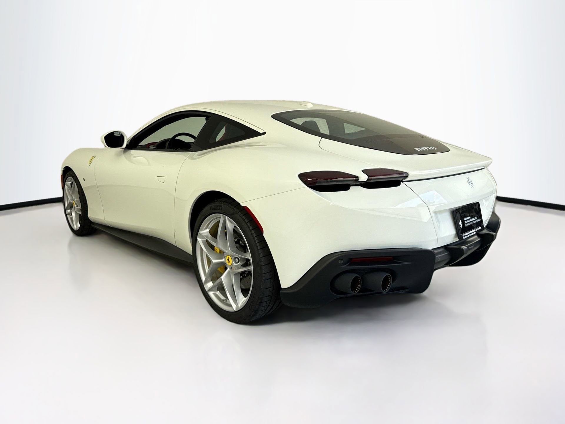 Certified 2023 Ferrari Roma image 5