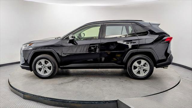 Used 2019 Toyota RAV4 XLE w/ Convenience Package image 3