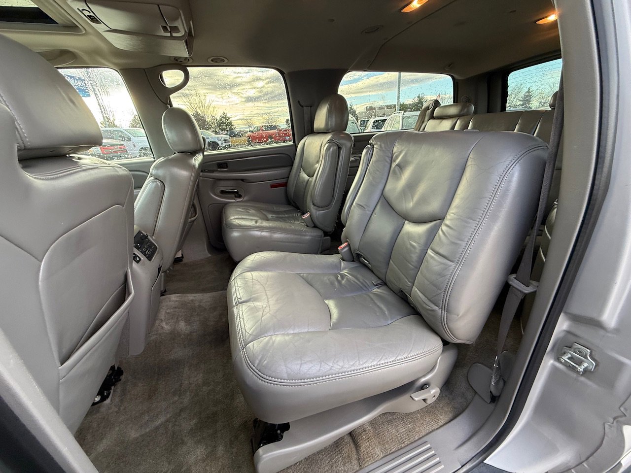 Used 2005 GMC Yukon XL Denali image 37