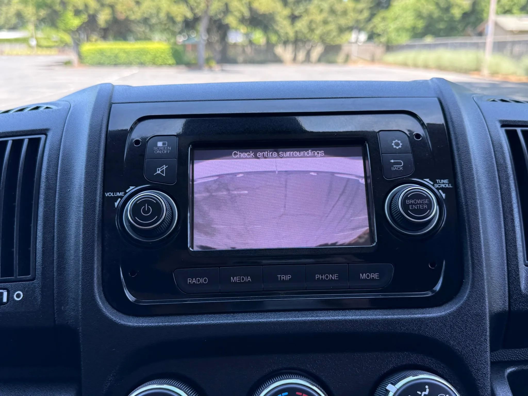 Used 2021 RAM ProMaster 2500 FWD image 16