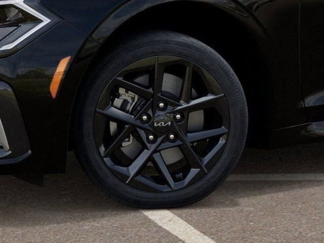 New 2026 Kia K5 LXS FWD image 9