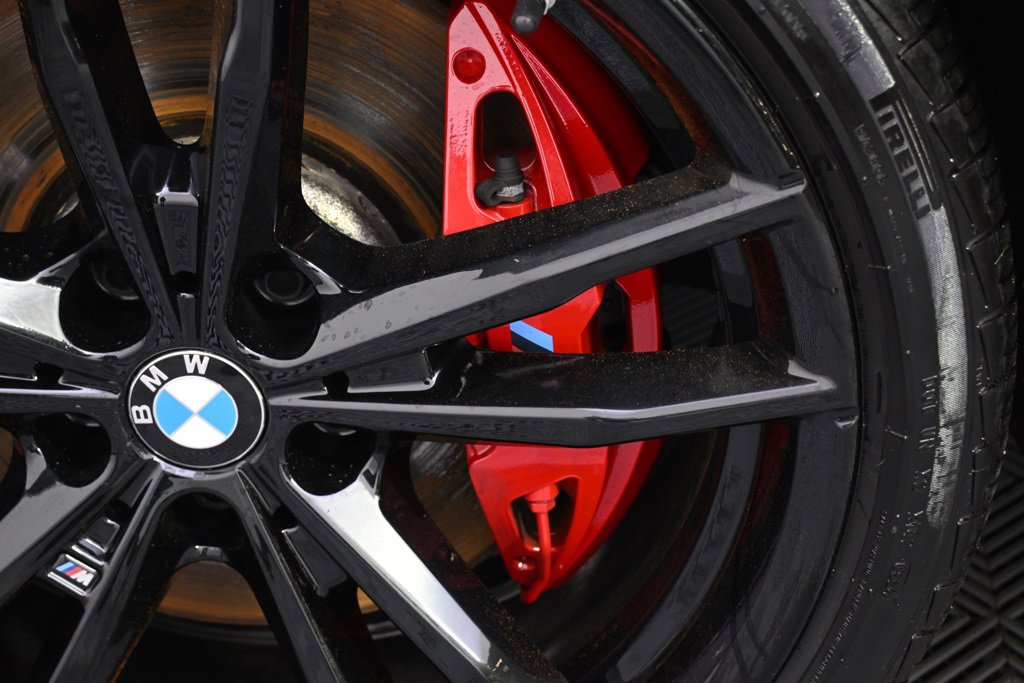 Used 2023 BMW M240i xDrive Coupe w/ Premium Package image 21