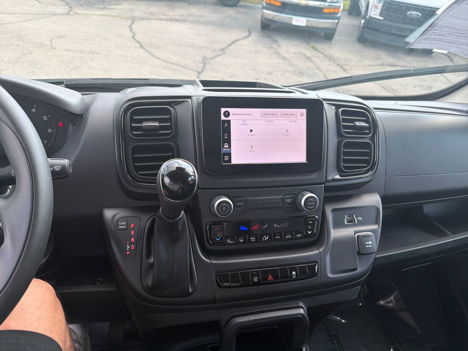 Used 2025 RAM ProMaster 3500 w/ Convenience Group FWD image 19