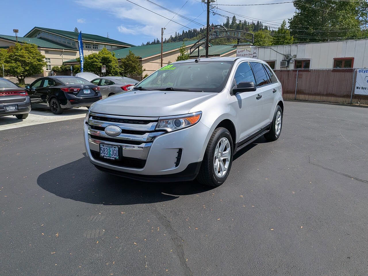 Used 2013 Ford Edge SE FWD image 4