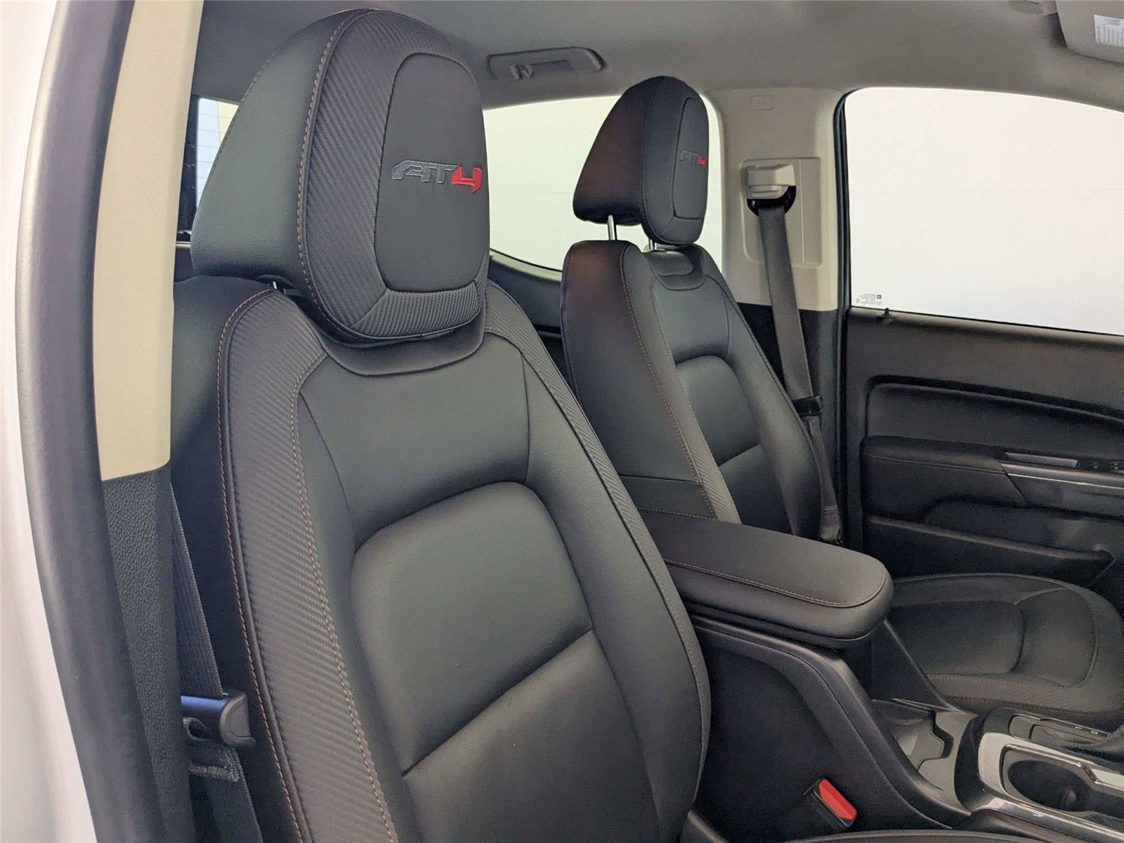 Used 2022 GMC Canyon AT4 AWD/4WD image 33
