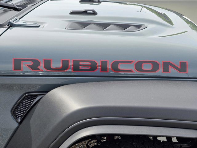 New 2025 Jeep Wrangler Unlimited Rubicon w/ XTREMEE 35" Tire Package image 7