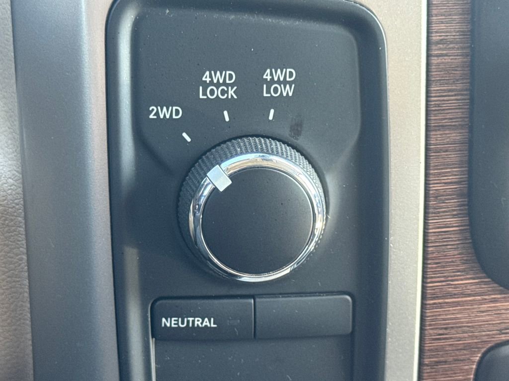 Used 2018 RAM 2500 Laramie w/ Cold Weather Group AWD/4WD image 43
